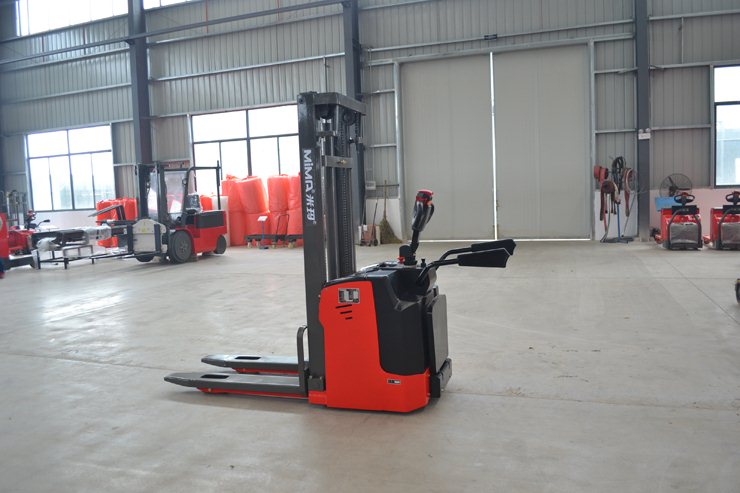 湖南榮洲機(jī)械設(shè)備有限公司,移動(dòng)式升降平臺(tái)價(jià)格,湖南升降貨梯,塑料托盤批發(fā),固定式升降平臺(tái),曲臂式升降平臺(tái),汽車尾板,全電動(dòng)叉車 湖南榮洲機(jī)械設(shè)備有限公司,移動(dòng)式升降平臺(tái)價(jià)格,湖南升降貨梯,塑料托盤批發(fā),固定式升降平臺(tái),曲臂式升降平臺(tái),汽車尾板,全電動(dòng)叉車